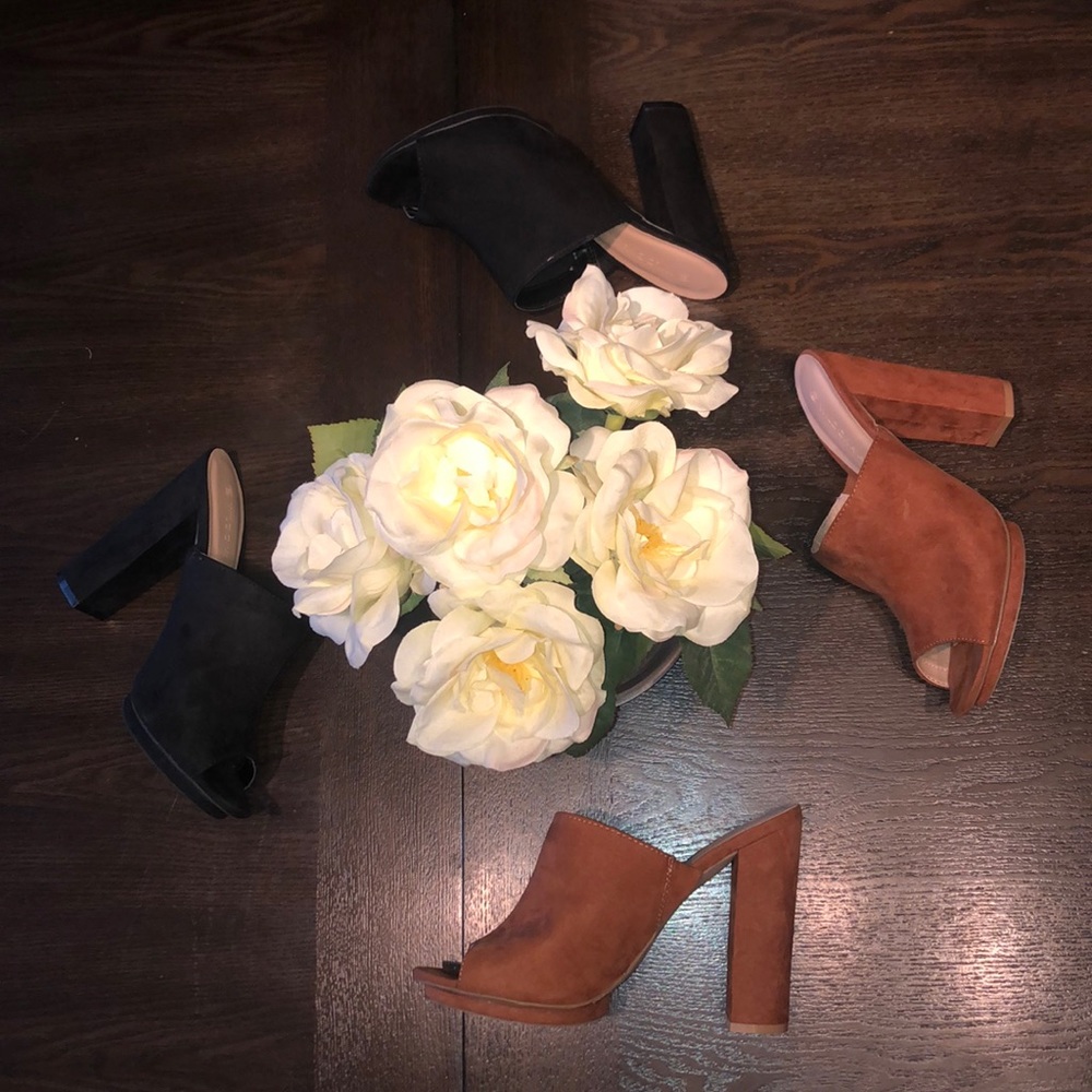 Suede Peep-toe Mules